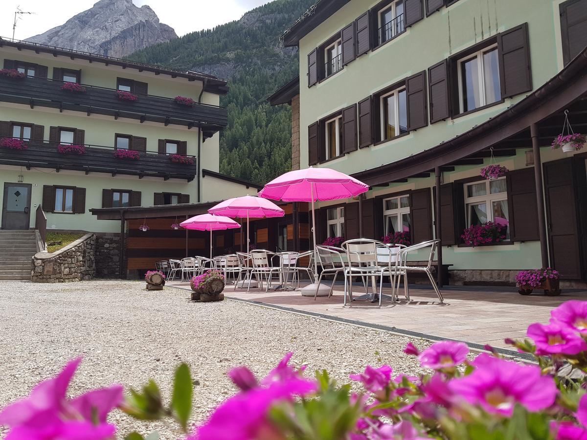 Santa Maria Ad Nives Hotel Canazei Exterior photo